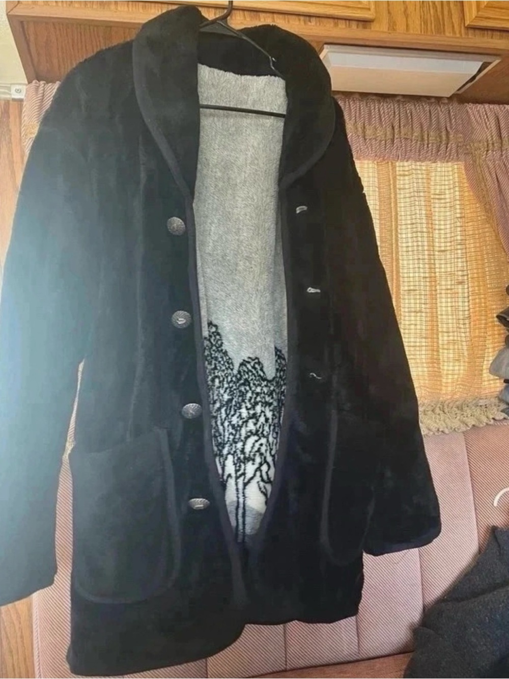 Black Women's Faux Fur Coat with Shawl Collar